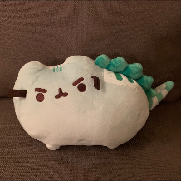 Pusheen dinosaur plush - Picture 3 of 3